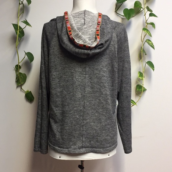 Heather Gray Cropped Boho Hoodie Sweater Top - Picture 6 of 7